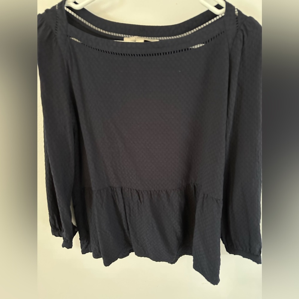 Loft size Small Navy Blue top